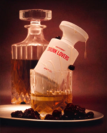 BORNTOSTANDOUT DRUNK LOVERS