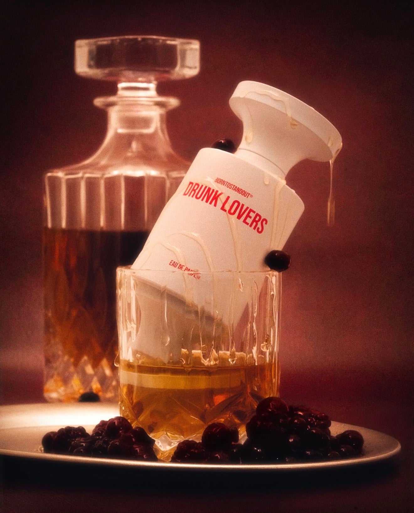 BORNTOSTANDOUT DRUNK LOVERS